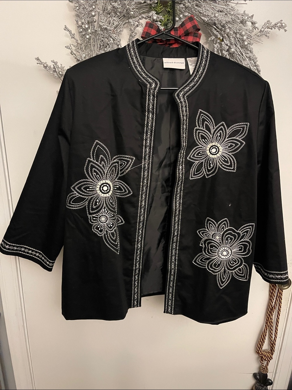 Alfred Dunner Black Beaded Floral Open-Front Tunic